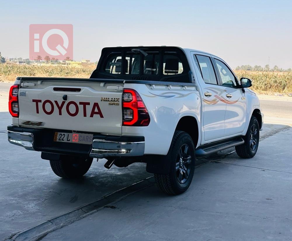 تويوتا هايلوكس